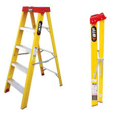 Escada de Fibra Tesoura Prática 4 degraus BTF