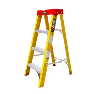 Escada de Fibra Tesoura Prática 4 degraus BTF